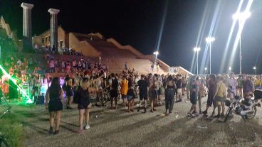 La fiesta que este fin de semana fue desbaratada en el Parque España