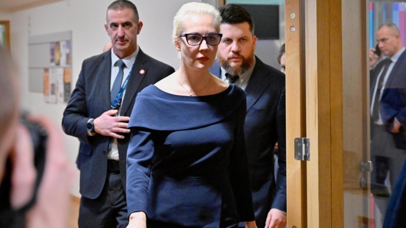 Navalnaya: “Alexei murió después de tres años de tormento y tortura”.