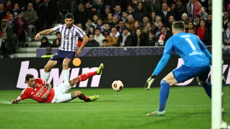 Fideo al piso. Sus penales en la ida fueron claves.