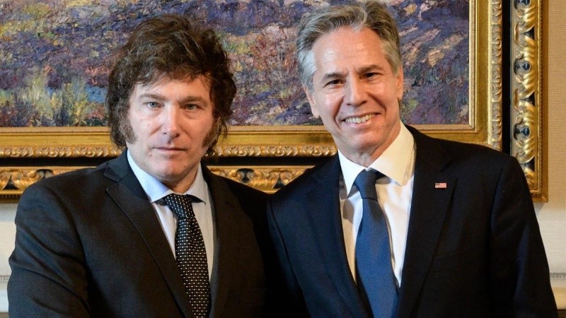 Javier Milei junto al secretario de Estado norteamericano, Antony Blinken.
