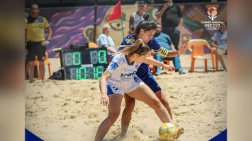 El torneo está organizado por el presidente de Argentino Daniel Mariatti, el técnico Maxi Ponzetti y también Agustina Balan, capitana del equipo; Agostina Tasinazzo y Gisel Kolodzinski.