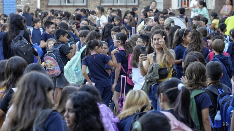 Todos los colegios ya abrieron sus puertas.