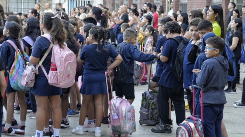 Todos los colegios ya abrieron sus puertas.