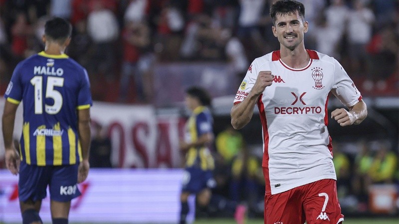 Pussetto celebra el gol de la apertura del marcador.