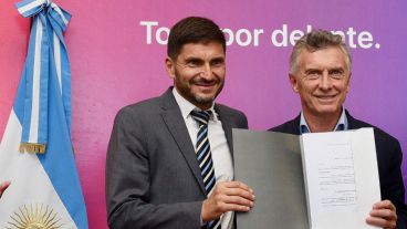 Macri en Rosario junto al gobernador Pullaro.