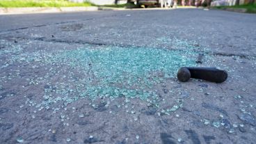 La escena del asesinato de Diego, el taxista asesinado este miércoles en Alvear y Garmendia.