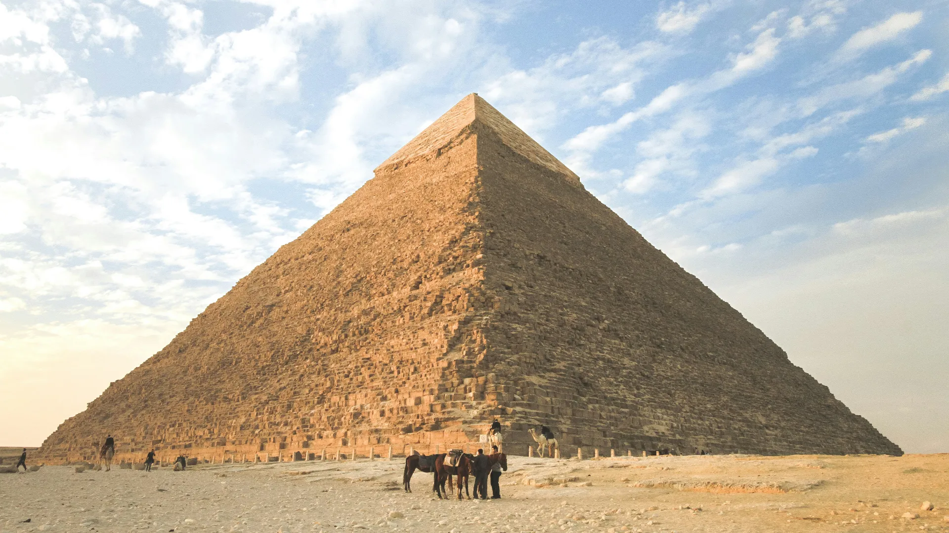 Investigadores de la UNLP exploraron la tumba de Amenmose en Egipto