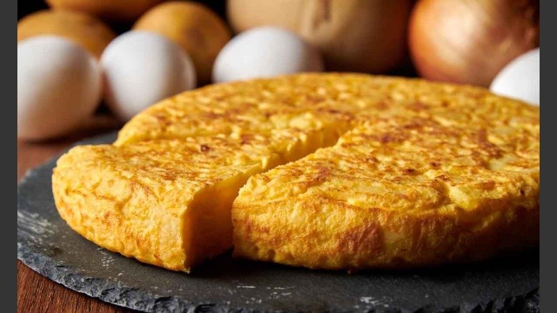 Tradicional de España, la tortilla de ganó lugar en todas las mesas del mundo.