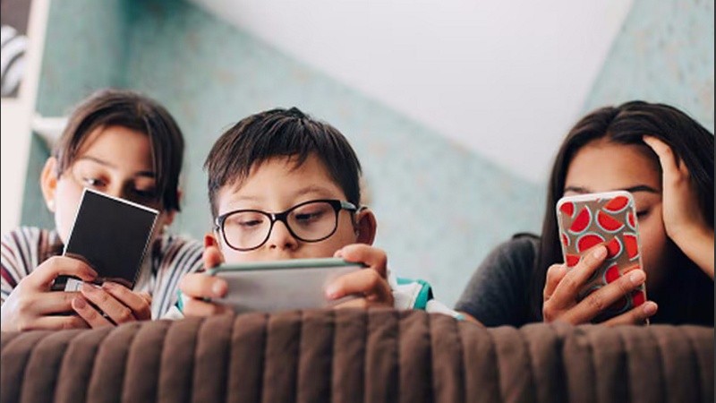 Los niños acceden a una catarata de información que debe ser 