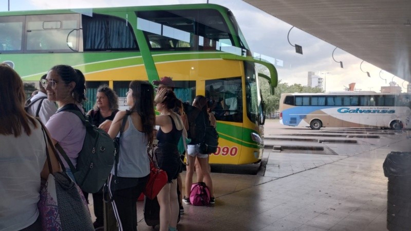 La amenaza de bomba al 911 finalmente fue desestimada tras la activación del protocolo de seguridad.