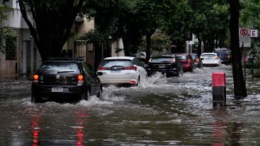 Calles mojadas y algunos anegamientos en la ciudad.