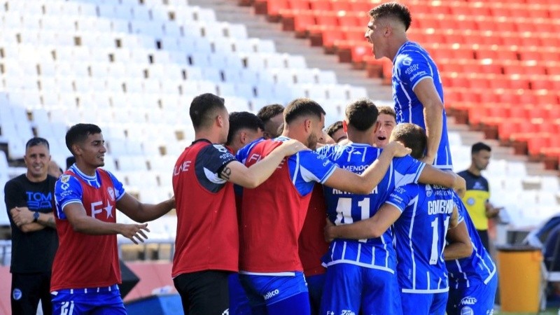 El equipo de Oldrá estiró la diferencia.