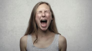 La generalización excesiva de miedo es psicoemocionalmente perjudicial y puede provocar, entre otros, un estrés postraumático.