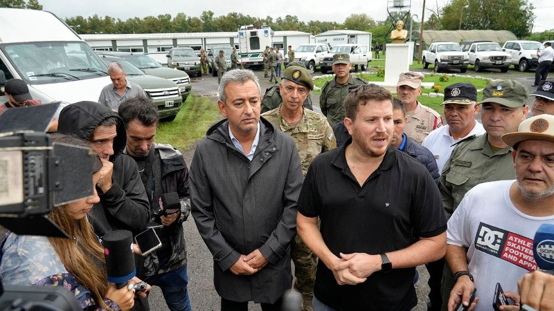 Javkin está conforme con el despliegue de tropas federales.