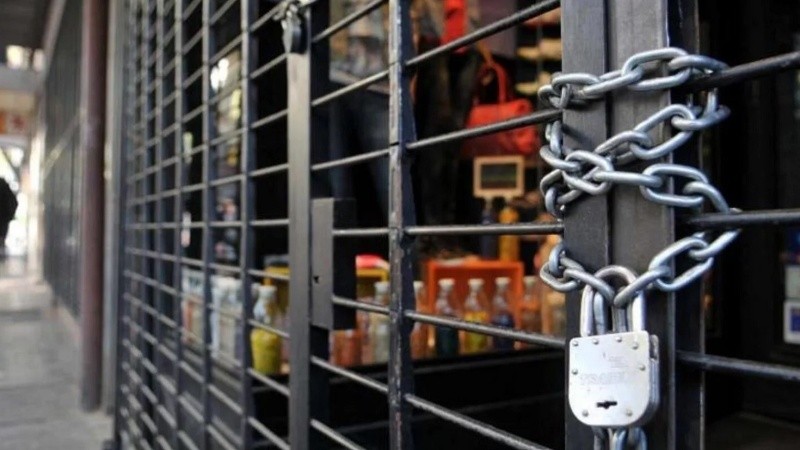 El sector de comercio mayorista y minorista cayeron un 8,2% interanual.