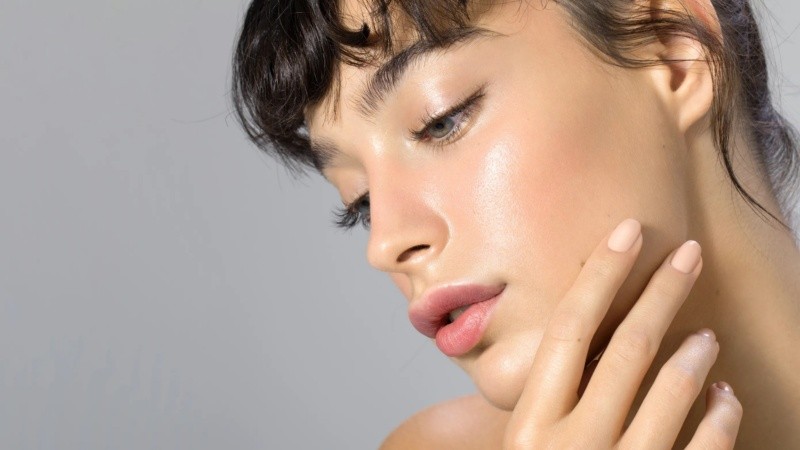 Una rutina de skincare colabora con la buena salud y el cuidado de la piel durante todo el año.