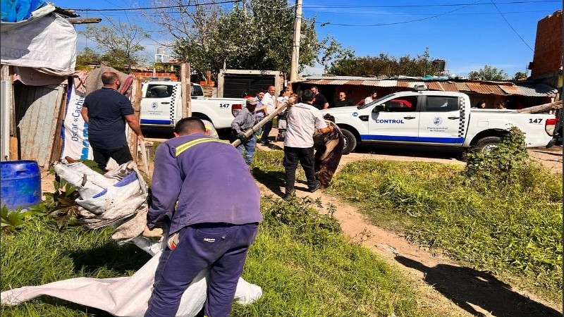 Una de las casillas que fueron desmanteladas en el operativo en el terreno ocupado.