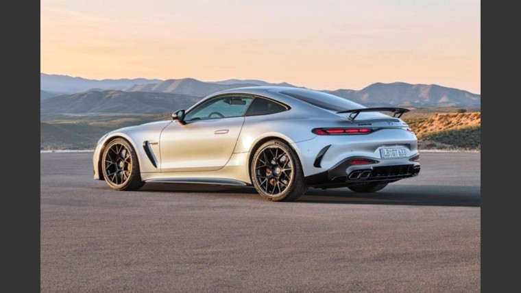 Das neue Mercedes-AMG GT Coupe: SO AMG, made in AffalterbachThe all-new Mercedes-AMG GT Coupe: SO AMG, made in Affalterbach