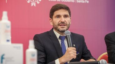 "Pedimos mucha reflexión y que vayan a trabajar”, sostuvo el gobernador.