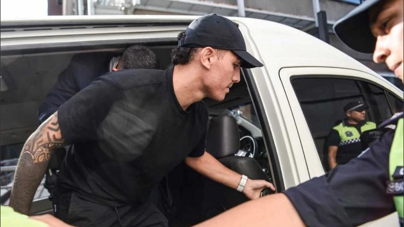 Días atrás, se viralizaron imágenes tomadas por las cámaras de seguridad del hotel que complicaron a dos de los cuatro jugadores denunciados. 