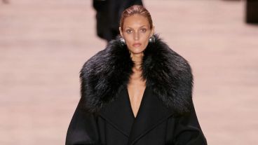 Los abrigos pueden ser completamente de peluche o contar con detalles en algunas zonas.