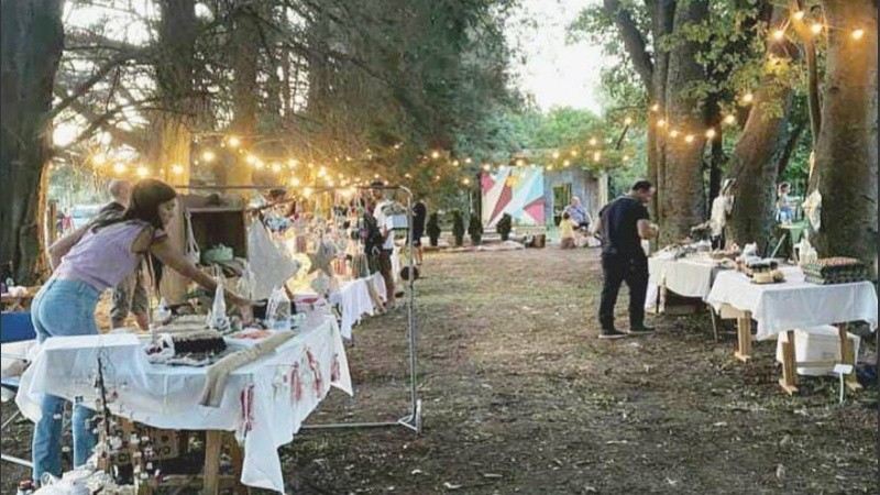 Las jornadas se extenderán el sábado hasta las 23 y el domingo hasta las 20. En caso de lluvia el sábado solo se realizará el domingo, o bien se pasará todo al fin de semana próximo, del 20 y 21.