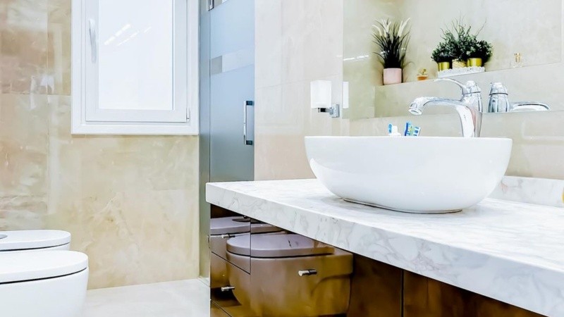 Puede utilizarse en algunos sectores o habitaciones del hogar con diversos objetivos.