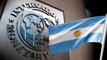El FMI aseguró que la economía argentina tendrá una retracción de 2,8% este año.