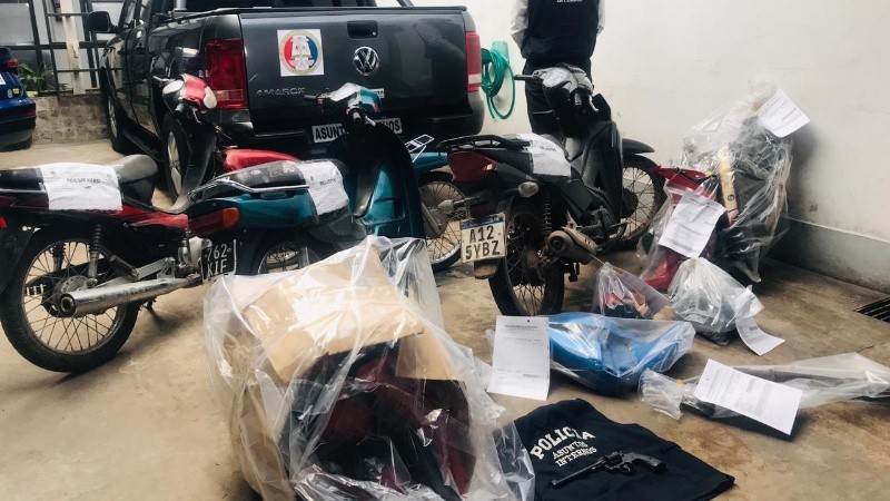 El secuestro de Asuntos Internos. Hay cuatro detenidos.