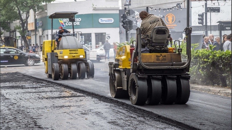 Así avanzaba la repavimentación en el primer tramo del plan en calle España.