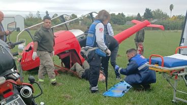 Pueblo Esther: dos heridos al estrellarse un helicóptero, entre ellos un  avezado piloto policial | Rosario3
