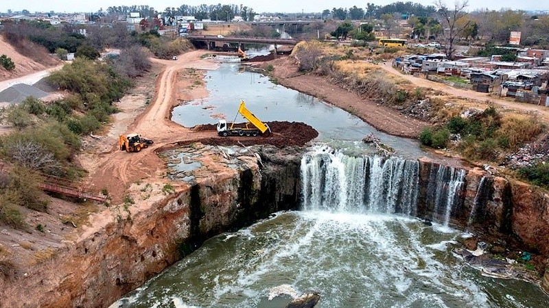 Las obras en la cascada del Saladillo se reactivarán con fondos provinciales.