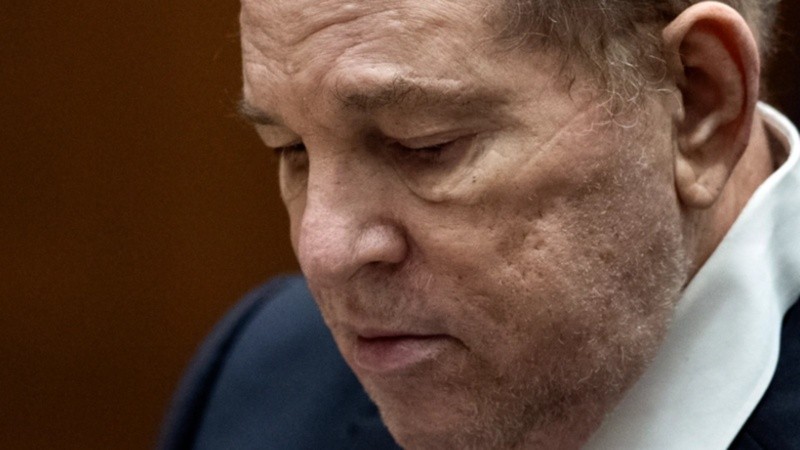  Weinstein fue internado en Nueva York.