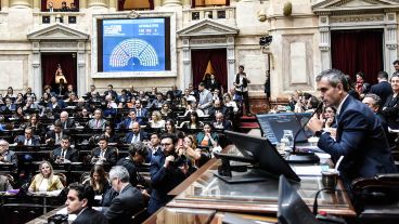 El Gobierno obtuvo su primera victoria parlamentaria tras 142 días de gestión