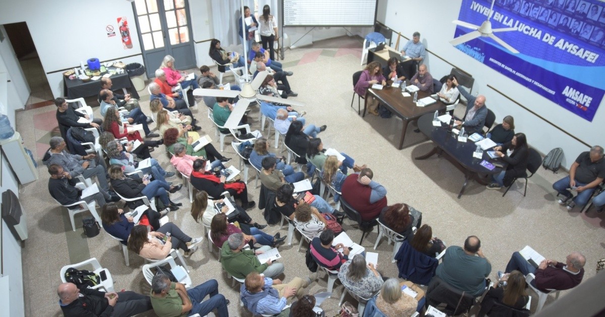 Docentes de Amsafé y Sadop rechazaron la oferta salarial y habrá paro ...