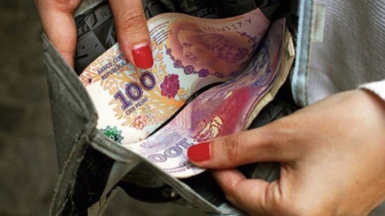 Salarios: cuáles son los trabajadores que cobrarán aumento de sueldo en junio