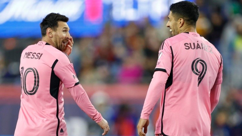 Leo no pudo jugar el miércoles por un golpe en la rodilla.