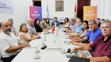 Docentes y funcionarios se vuelven a ver las caras el próximo lunes.