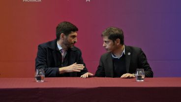 La conferencia de prensa que dieron los gobernadores Pullaro y Kicillof este viernes en Rosario