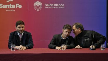 La conferencia de prensa que dieron los gobernadores Pullaro y Kicillof este viernes en Rosario