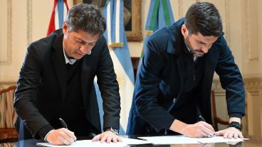 Pullaro y Kicillof este vienes al mediodía en la sede de Gobernación en Rosario