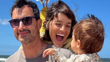 "Calu Rivero y Aíto de la Rúa nuevamente esperando un baby".