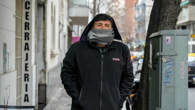El frío extremo se siente en Rosario.
