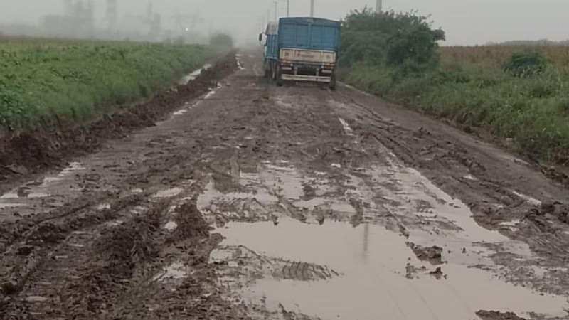Así están los caminos de acceso al puerto en el Gran Rosario.