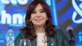 Cristina Kirchner volvió a disparar contra Milei: "Pibes y pibas que no tomaron un vaso de leche cuando correspondía"
