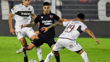 El "Pitbull" llegó a Newell's en el mercado de verano.