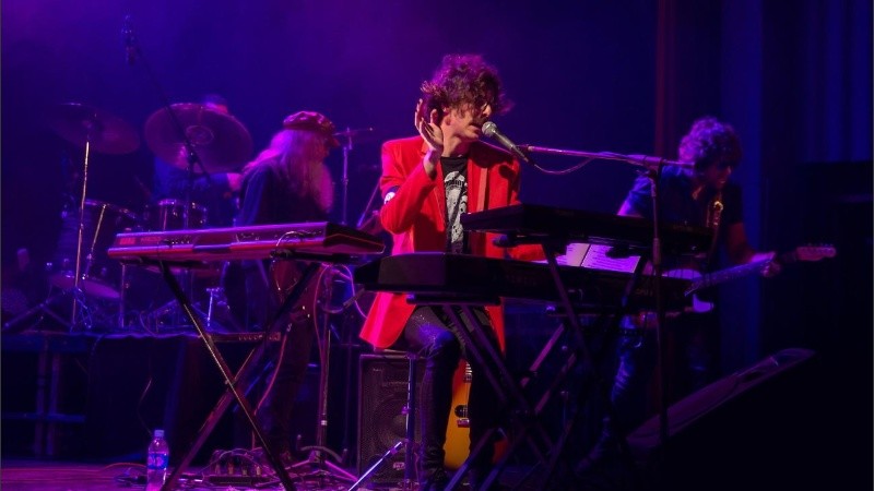 Los Salieris de Charly protagonizan un encuentro entre el legado del mítico músico y la energía de sus fanáticos.