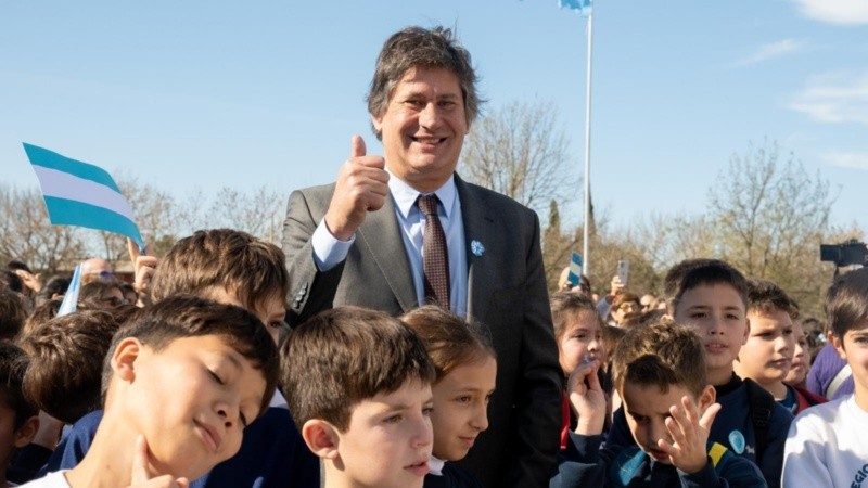 Del acto participaron cerca de mil alumnos