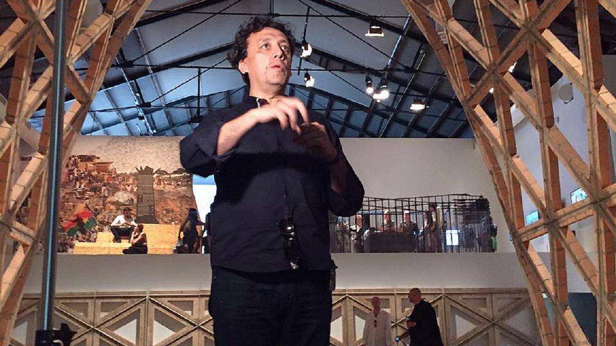 La UNR distingue al arquitecto paraguayo Solano Benítez por su aporte a la  cultura latinoamericana | Rosario3