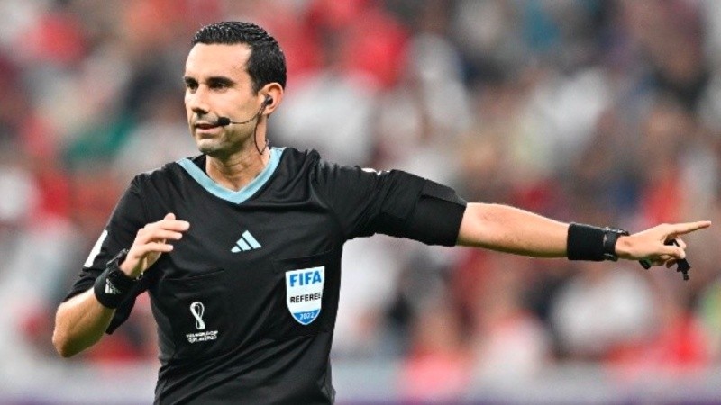 Ramos viene de dirigir Brasil-Costa Rica con polémica.